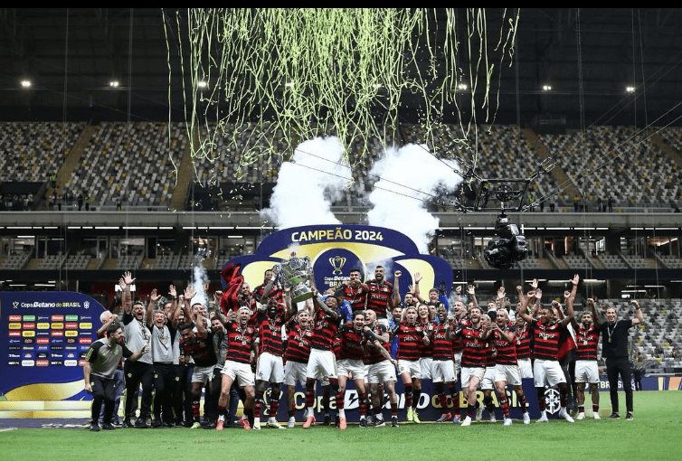 Flamengo vence Atlético-MG e fica com título da Copa do Brasil