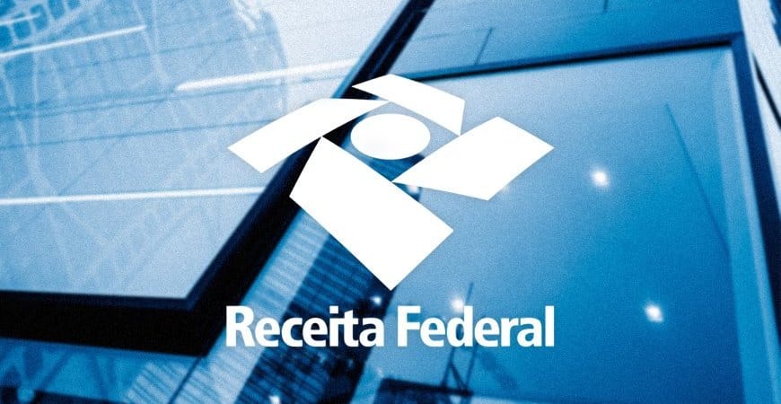Receita Federal irá monitorar dados de cartão de crédito e Pix