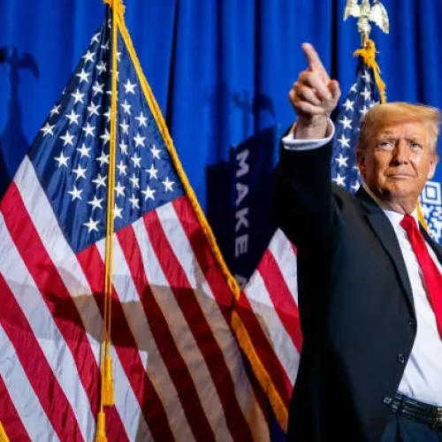 “De Volta ao Poder: Trump Sobrevive a Ataques, Conquista a Presidência e Transforma o Senado com Apoio de Musk”